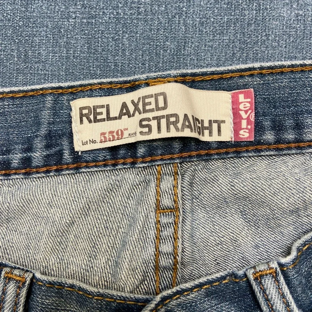 Levi's 559 Jeans Mens 33x32 Blue Denim All Day Comfort Relaxed Fit Straight Leg